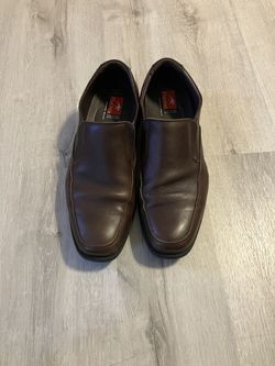 Fluchos Men's Brown Leather Slip-On Loafers. Made in Spain.