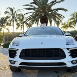 2017 Porsche Macan