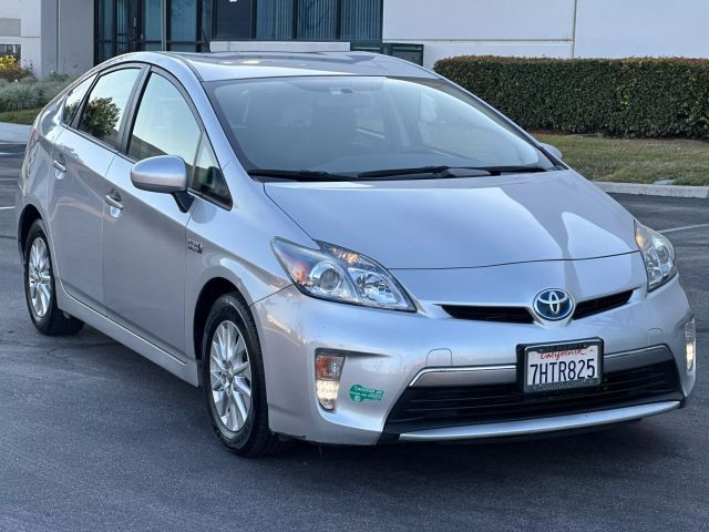 2015 Toyota Prius Plug-in Hybrid