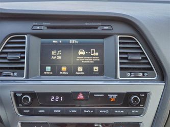 2016 Hyundai Sonata Thumbnail