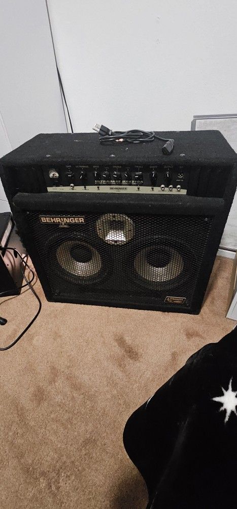 Behrigher Bx4210a Ultra Bass Amp (Read Deacription)