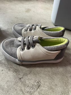 Boys Shoes Size 6
