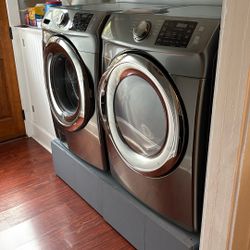 Samsung Electric Front Load Washer Dryer