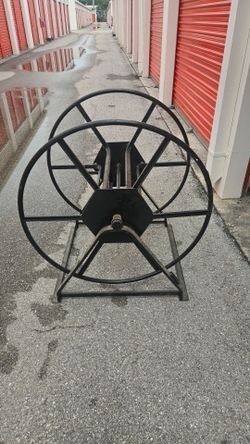 Electric Vacuum Hose Reel - 28" Wide