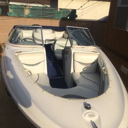 1998 Bayliner Capri 2050