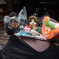 Loungefly Bags And Wallets 