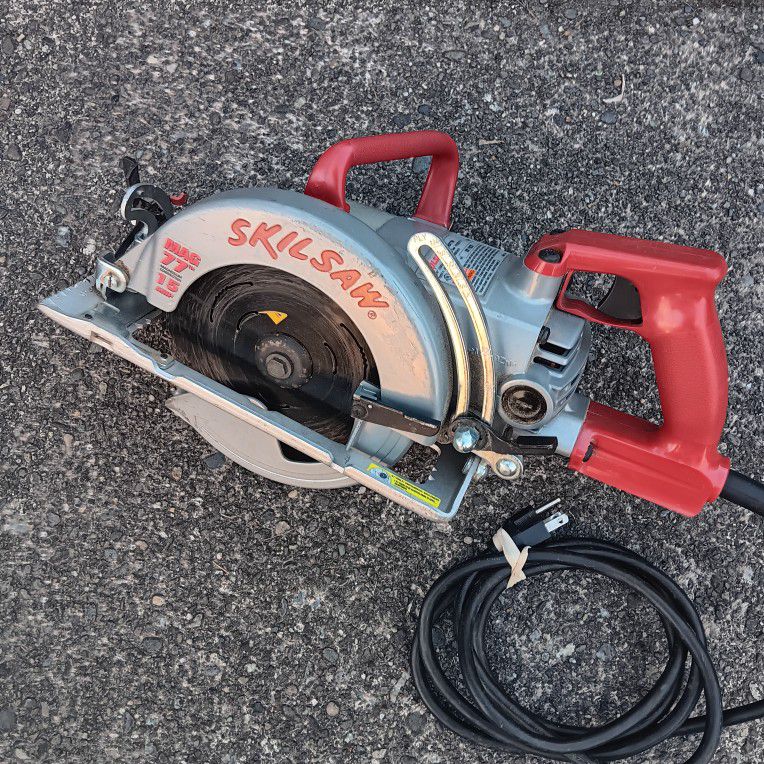 SKIL Mag77 Circular Saw.  Excellent Condition. Many Other High End Tools For Sale. For Pick Up Fremont.  No Low Ball Offers. No Trades 