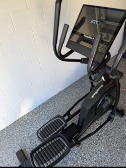 NordicTrack AirGlide 16 Elliptical -  Like New, Perfect Condition
