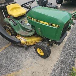 John Deere 160