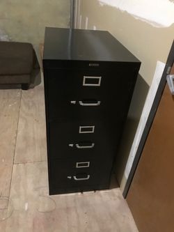 Keyless file cabinet 2x3.1x2.3 Ft