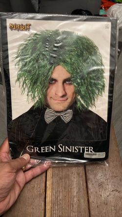 Green wig