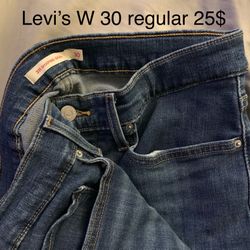 Womens 311 Levi’s 