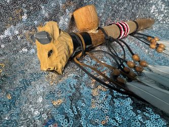 Hand-Carved Buffalo Head Ceremonial Style Pipe – Beaded Leather & Feather Decor