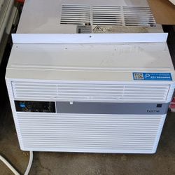 Window Air Conditioner Unit