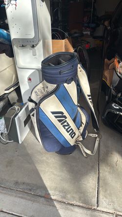 Mizuno golf carrier