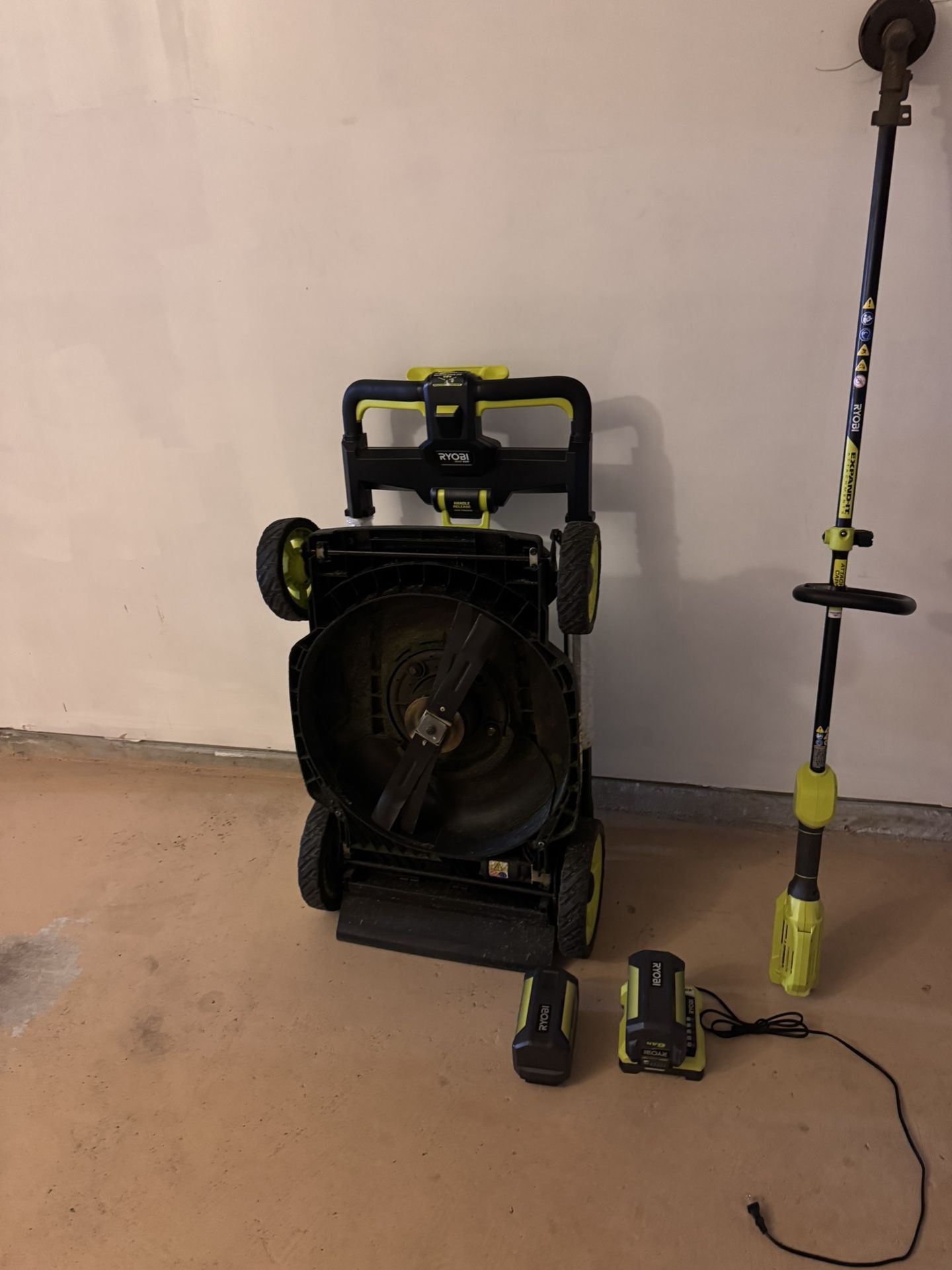 Lawn Mower And Edger/Trimmer RYOBI
