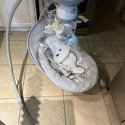 Fisher Price Baby Swing 