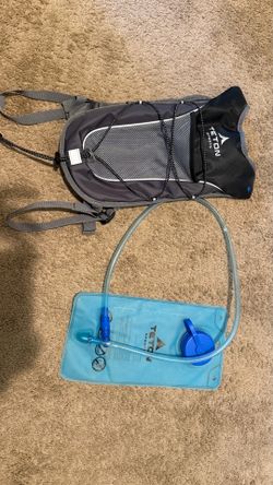 TETON Sports Hydration Pack with 2L Water Bladder – Lightweight Daypack for Hiking, Running, and Cycling