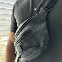 AUTHENTIC MCM FURSTEN BELT BAG IN VISETOS