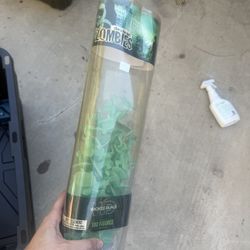  Glow-in-the-Dark Zombies (Toy/Figurines)