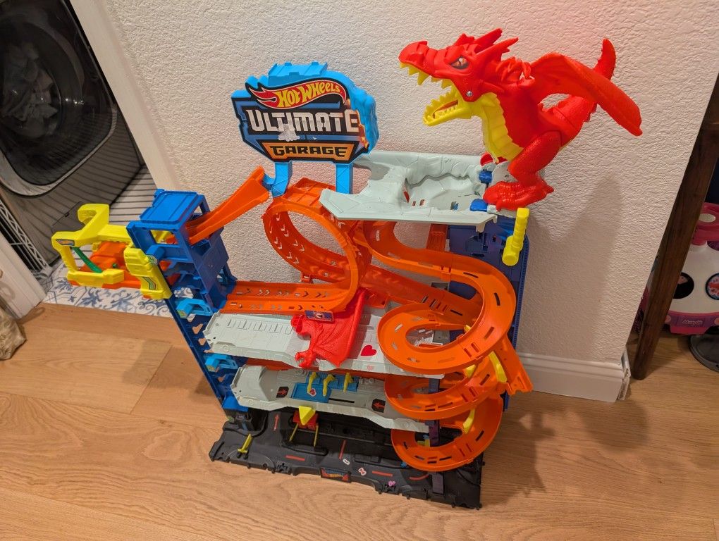 Ultimate Garage Hot Wheels