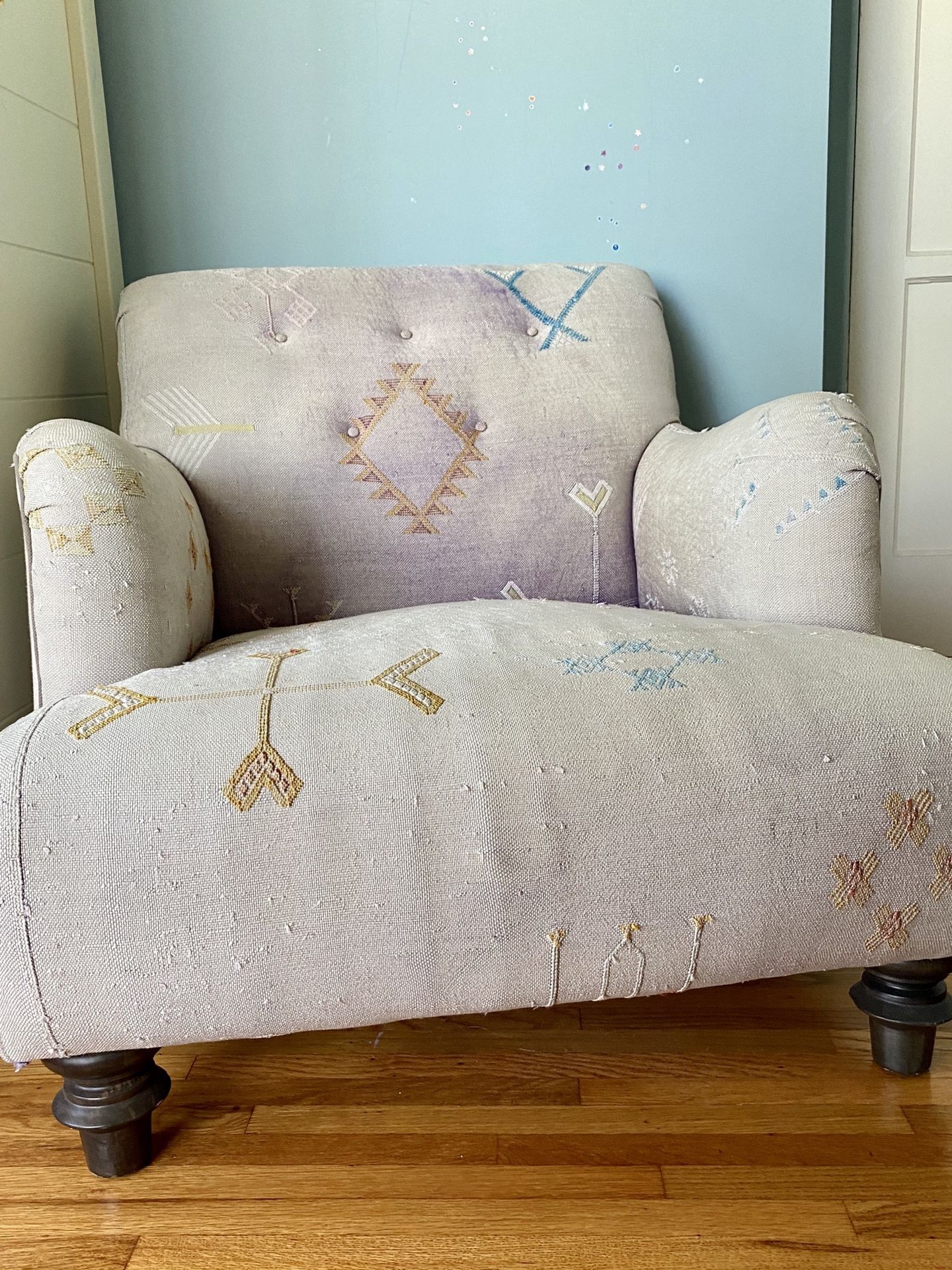 Cisco bros Acacia chair in Moroccan kilim fabric
