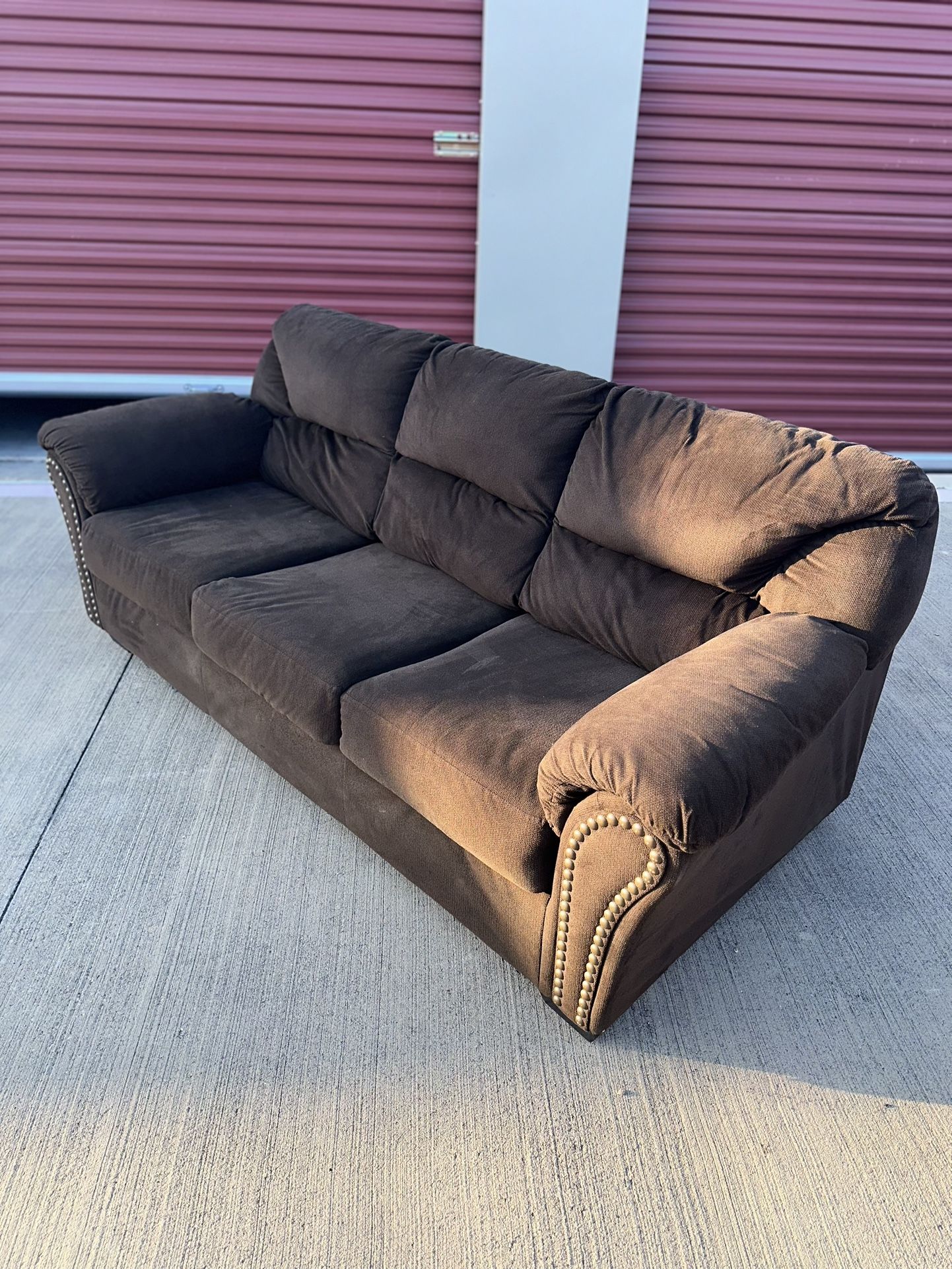 Free Delivery - Chocolate Brown Fabric Sofa Nailhead Trim Plush Back Pillows