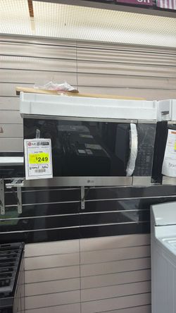 LG Smart 30 in. W 2 cu. ft. Over the Range Microwave with Easy-Clean 1,050-Watt in PrintProof Stainless Steel
