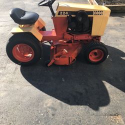 Case 224 Garden Tractor 