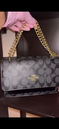 Black crossbody purse