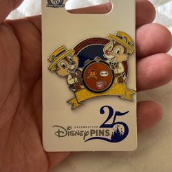 Chip & Dale Disney Pin 