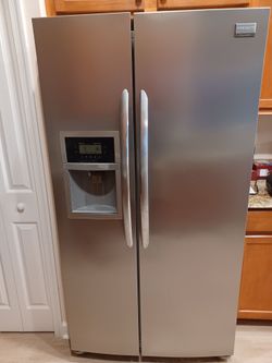 Frigidaire Refrigerator
