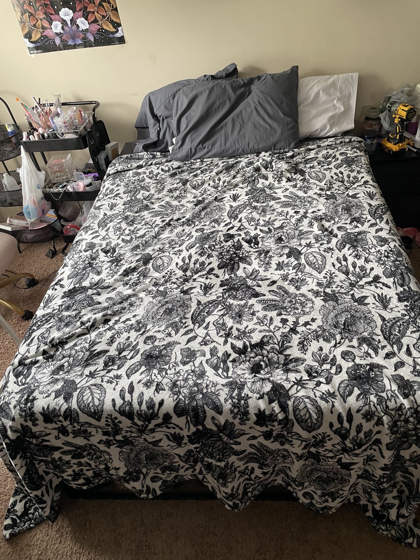 Full Bed