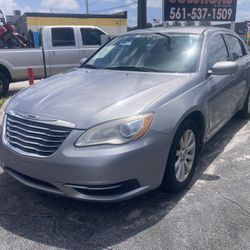 2014 Chrysler 200