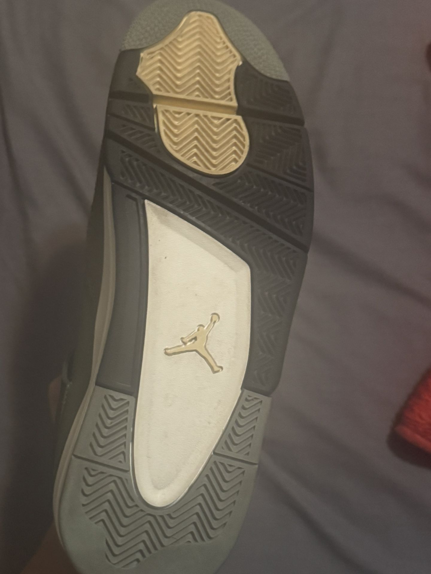 Air Jordan 4 Retro SE Craft “ Olives”