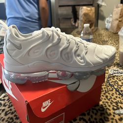 Brand New Nike Air Vapor max Plus