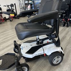 Merits Ez Go Deluxe PWC