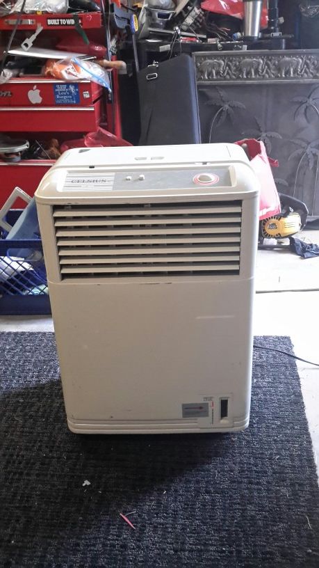 Celsius WF-604 portable air cooler