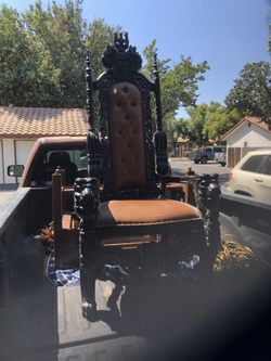 Kings Chair