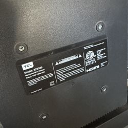 TCL ROKU TV 32 In Flat Screen Used