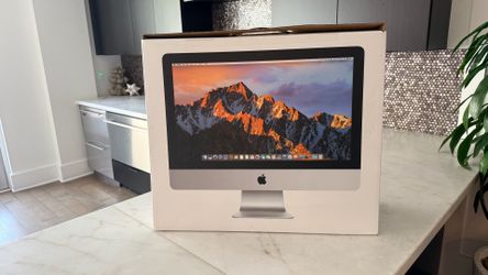 iMac 21.5” with Retina 4K Display (2019)