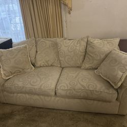 Rooms To Go Couch Set