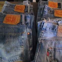 90s Vintage Button Fly Levi Jeans 501