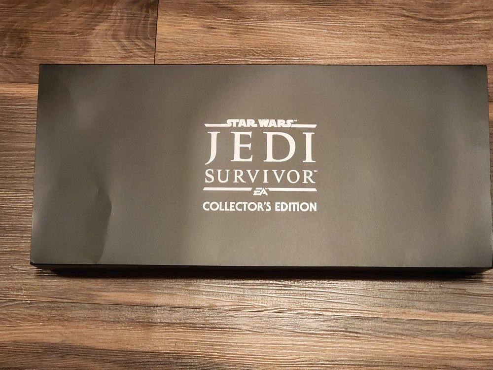 Jedi Survivor Collector's Edition - Xbox Series X w/ Cal Kestis Lightsaber - NEW!