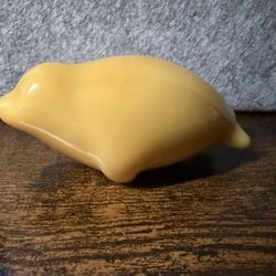 Wonderful Minimalist John Perry Signed Yellow Baby Harp Seal Resin Figurine Approx 3.5” 