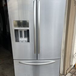 Kitchen Aid Refrigerator 