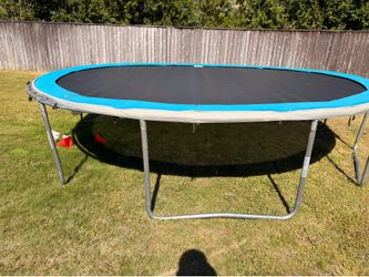 14’ trampoline