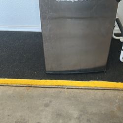Small Dorm Freezer