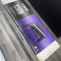 Yamaha P-125A Digital Keyboard Complete Kit NEW