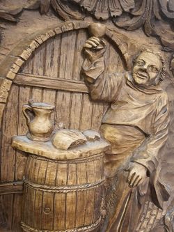 Monk & Barrel Decorative Wall Plaque – 9 × 9 Inches